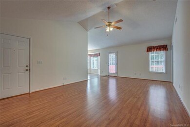 4049 Hereford Ln, Dallas, NC 28034 - photo 6