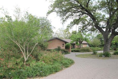 1303 S Texas Blvd, Weslaco, TX 78596 - photo 2