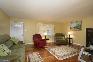 4909 Rocky Spring Ln, Bowie, MD 20715 - photo 5