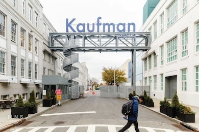 The Silver Star unit 8-G, Long Island City, NY 11101 - photo 4