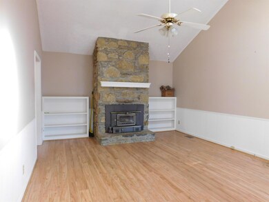 FIREPLACE IN THE DEN