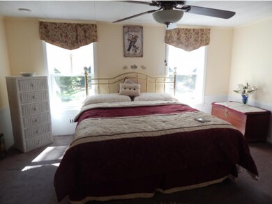 738 Long Shores Dr, Barrington, NH 03825 - photo 5