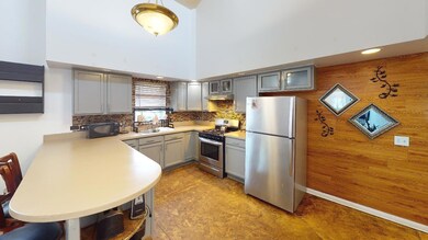 1521 11th St, Waukegan, IL 60085 - photo 5