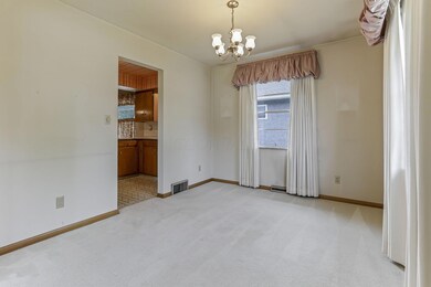 2687 Rosedale Ave, Columbus, OH 43204 - photo 7