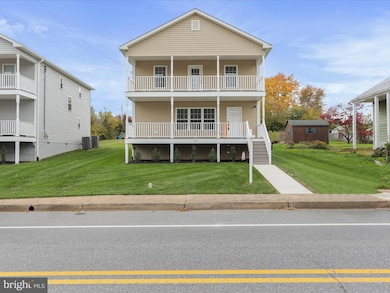 114 Potomac St, Boonsboro, MD 21713 - photo 2