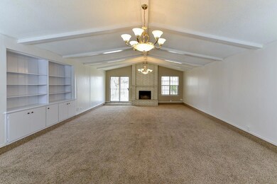 10133 Stoneway Dr, El Paso, TX 79925 - photo 5