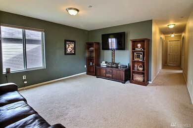 3081 Sheaser Way, Dupont, WA 98327 - photo 2