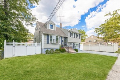 727 Lancaster Rd, Ridgefield, NJ 07657 - photo 2