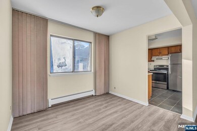 164 Diamond Bridge Ave unit 18, Hawthorne, NJ 07506 - photo 5