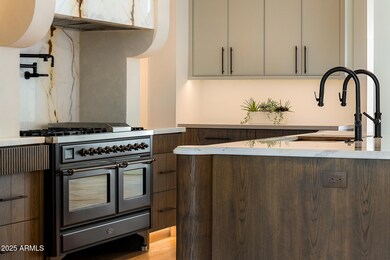 6126 E Joshua Tree Ln, Paradise Valley, AZ 85253 - photo 7