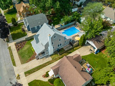1737 Rossman-13