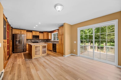 201 Gonyeau Rd, Plainfield, VT 05667 - photo 5