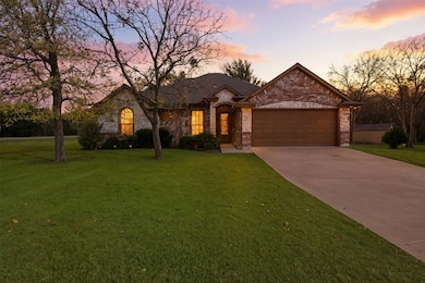1700 Flagstone Ct, Granbury, TX 76049 - photo 2