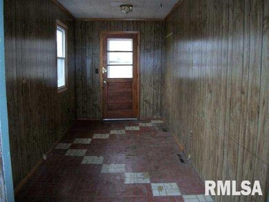 1715 N Kankakee St, Lincoln, IL 62656 - photo 6