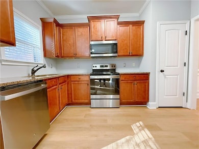 636 Royal Crest Ct, Canton, GA 30115 - photo 6