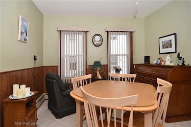 61 Warwick St, Woonsocket, RI 02895 - photo 5