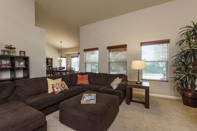 6921 E Andrews Ave, Fresno, CA 93727 - photo 5