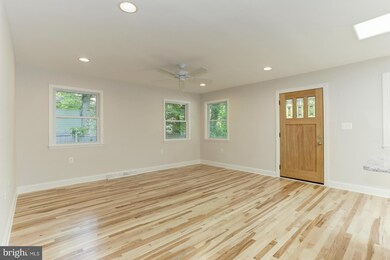 119 Maple Dr, Annapolis, MD 21403 - photo 4