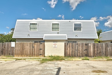 2206 Mission Hill Cir unit 101-104, Austin, TX 78741 - photo 2