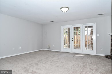 13195 Dashco Way, Herndon, VA 20171 - photo 3