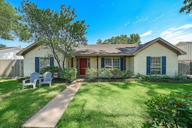 1018 Chantilly Ln, Houston, TX 77018 - photo 2