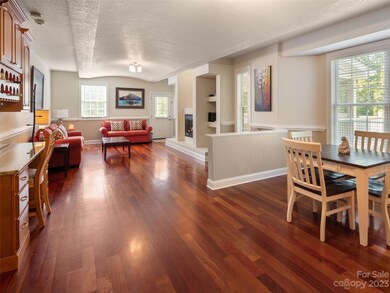 42 Buckeye Dr, Hendersonville, NC 28792 - photo 6