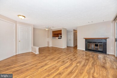 811 Stratford Way unit B, Frederick, MD 21701 - photo 6