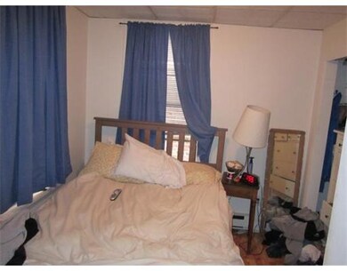 21 Henchman St unit 4, Boston, MA 02113 - photo 4