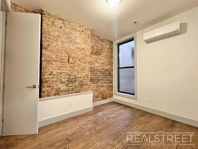 1351 Hancock St unit 1L, New York, NY 11237 - photo 4