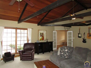 5739 SW 33rd St, Topeka, KS 66614 - photo 6