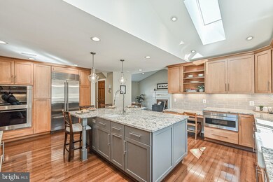 7725 Modisto Ln, Springfield, VA 22153 - photo 6