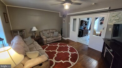 11 N Main St, Spring City, PA 19475 - photo 2