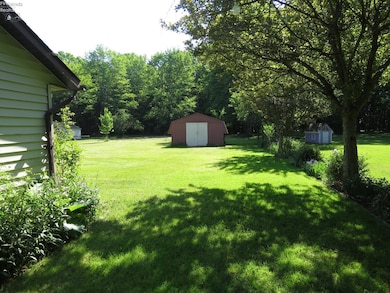 671 S Lake St, South Amherst, OH 44001 - photo 3