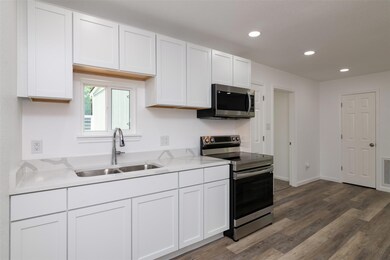 6866 Briar Rd, Azle, TX 76020 - photo 6