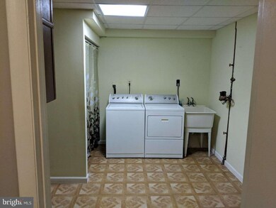 11569 Summer Oak Dr, Germantown, MD 20874 - photo 7