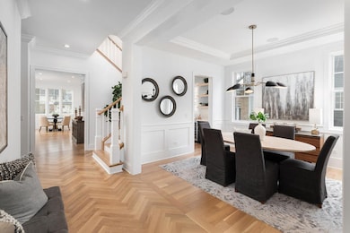 361 S Columbia St, Naperville, IL 60540 - photo 4