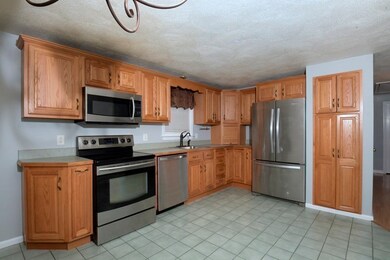 6 Watson St, Carver, MA 02330 - photo 4