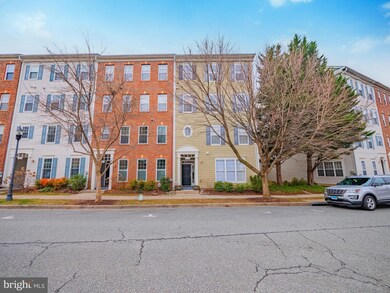 121 Chevy Chase St unit A, Gaithersburg, MD 20878 - photo 2