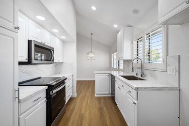 21-web-or-mls-DF_Capri_OPMG_0125_021