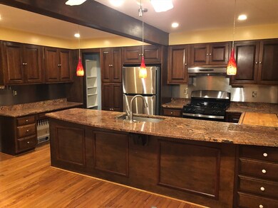 17 Grove St, New Bedford, MA 02740 - photo 4