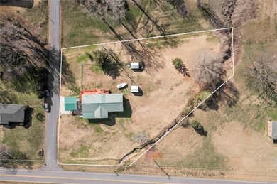 200 Evergreen Dr, Walhalla, SC 29691 - photo 5