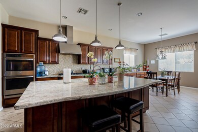 2821 E Iris Dr, Chandler, AZ 85286 - photo 4