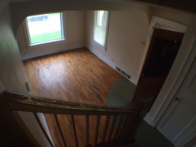 844 Taylor St, Elkhart, IN 46516 - photo 5