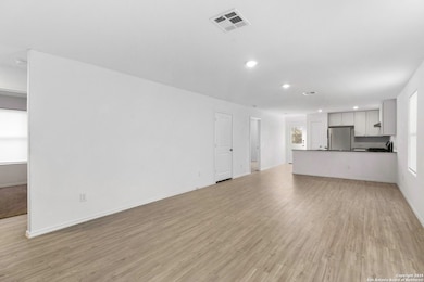 9907 Jenny Grist, San Antonio, TX 78254 - photo 2