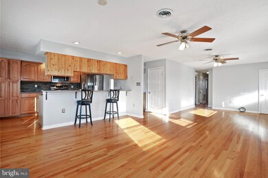 352 Miller Dr, Strasburg, VA 22657 - photo 7