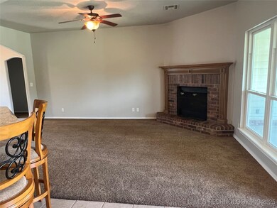925 S 75th St, Broken Arrow, OK 74014 - photo 4