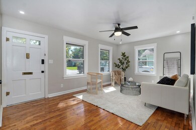 1455 E Stanford St-7