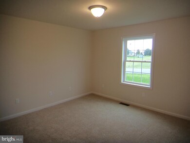 541 Shook Ct W, Greencastle, PA 17225 - photo 4