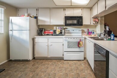 2004 pbt kitchen