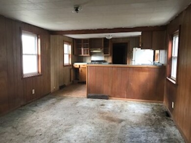 51 Norwell St, New Bedford, MA 02740 - photo 2